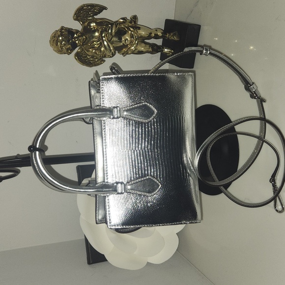 Silver Handbag - Picture 6 of 10